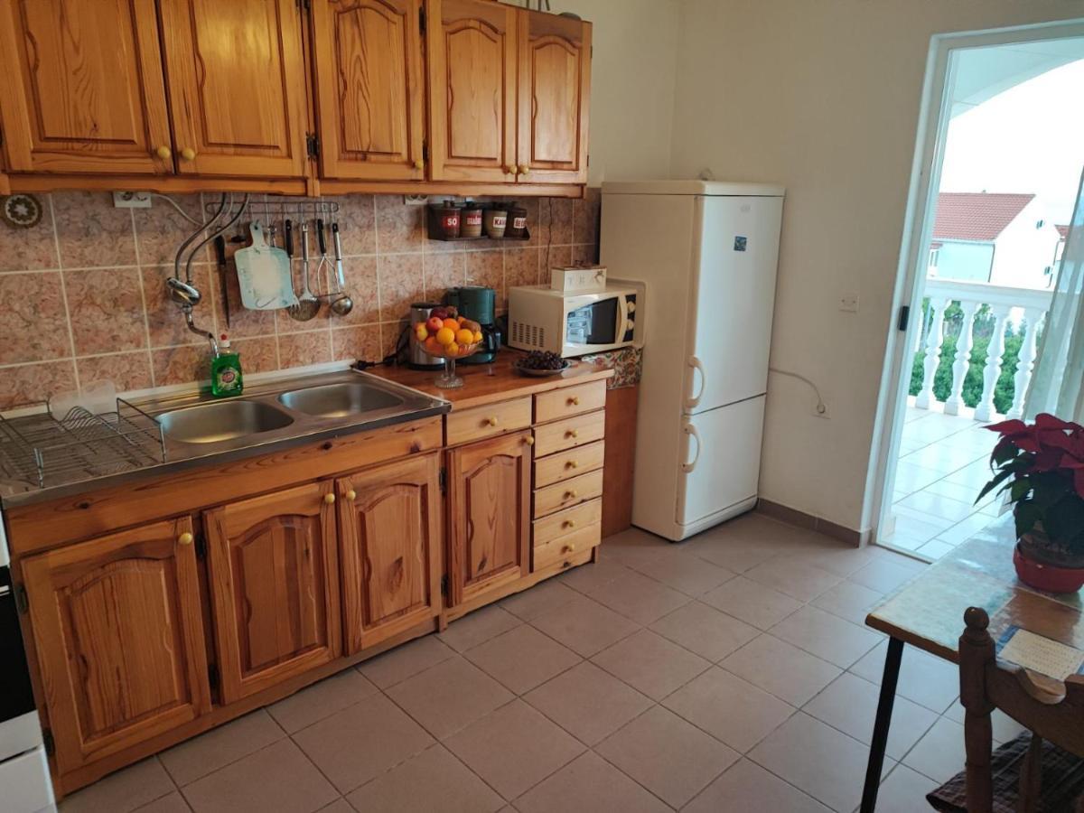 Apartments Dodik 奥瑞比克 外观 照片