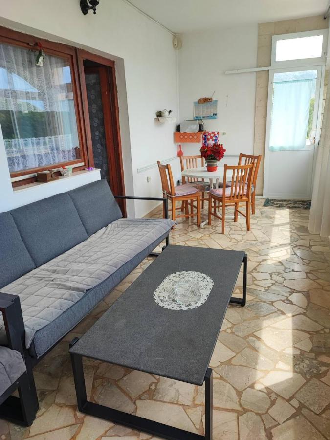 Apartments Dodik 奥瑞比克 外观 照片